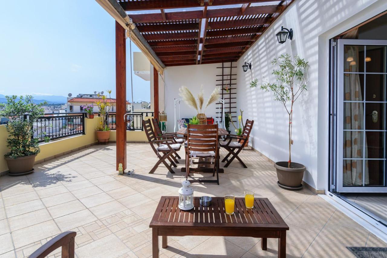 Central Penthouse In Quiet Neighborhood Near Sandy Beach Chania  Exterior photo